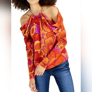 INC International Concepts women Top Size  "S" New without tag .